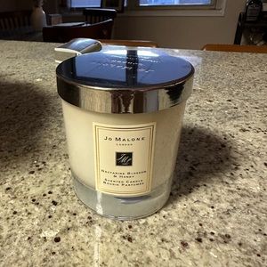 Jo Malone Nectarine Blossom and Honey Candle